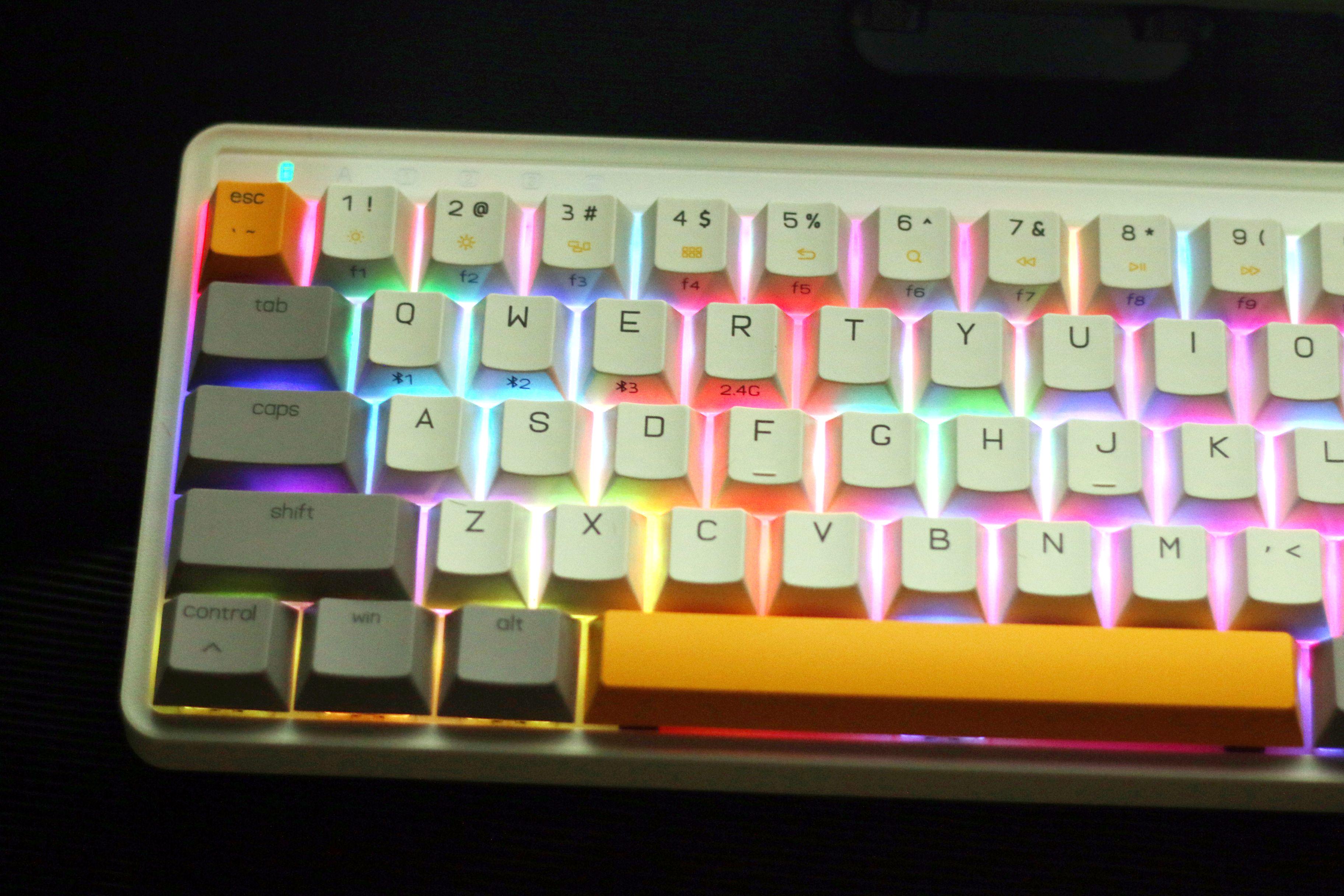 性能颜值键盘,超高颜值三模键盘