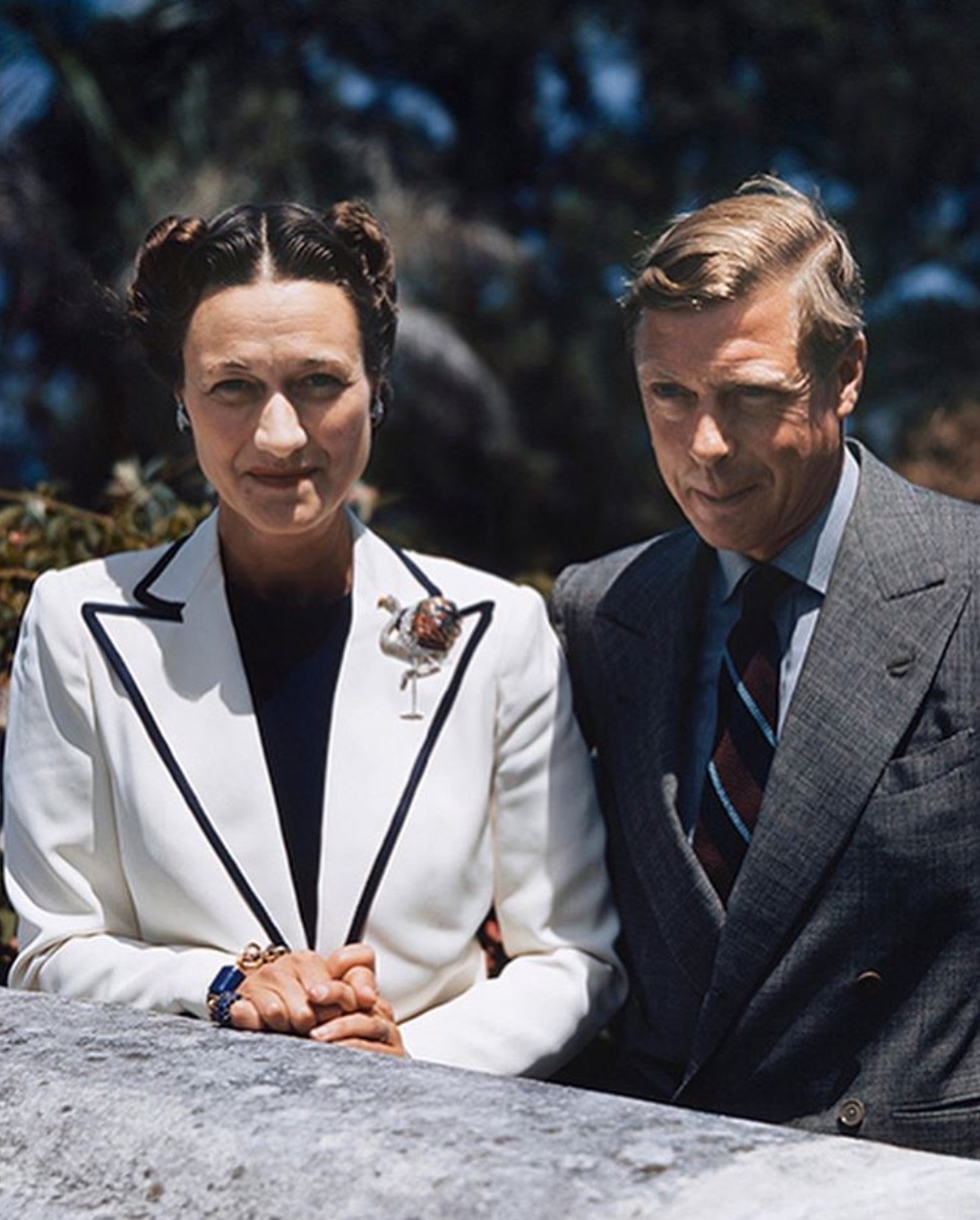 价值15000000人民币的奢华胸针,与极具争议的温莎公爵夫妇