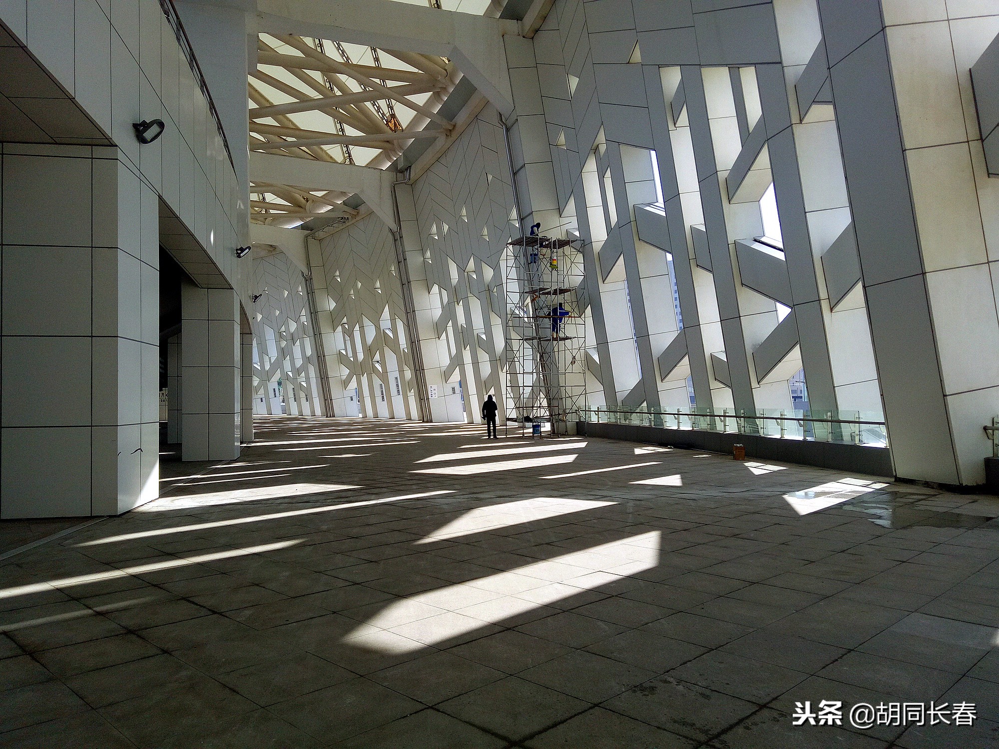 闀挎槬濂ユ灄鍖瑰厠鍏洯鐢板緞鍥剧墖,闀挎槬濂ユ灄鍖瑰厠涓績鎷嶆憚