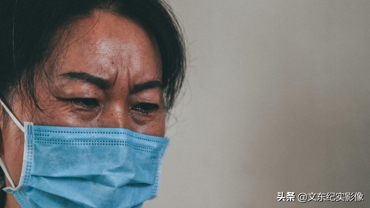 男生体验生孩子18级的痛苦,18岁小伙遭遇意外父亲泪流满面