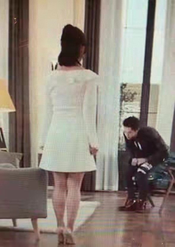 脸很美身材却减分的8位女星,只能看脸不能看身材