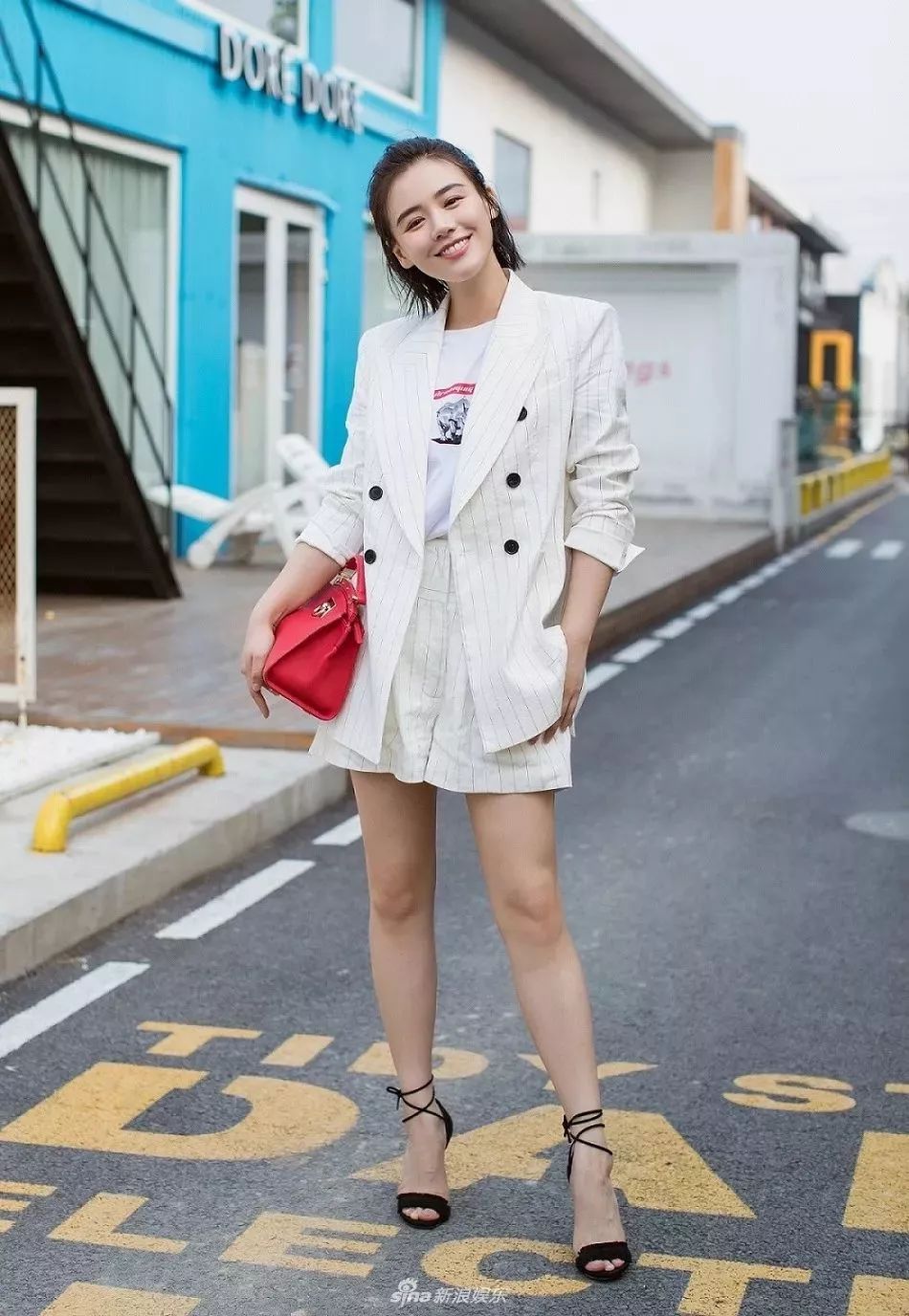 小骨架女生怎么养成,怎么样才能变成小鸟依人型的女孩