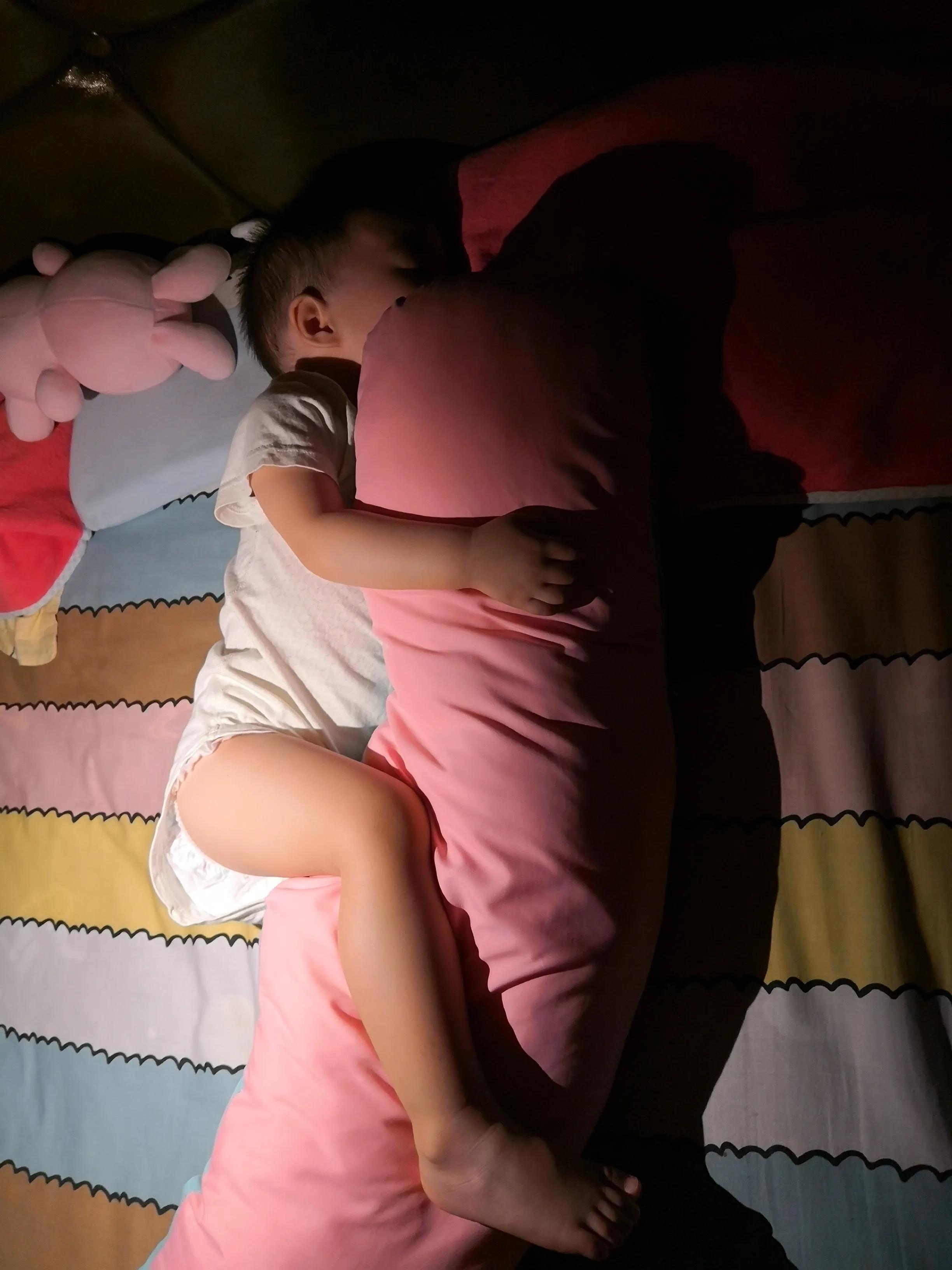 怎么才能让宝宝戒掉安抚奶嘴,奶爸哄孩子的小妙招