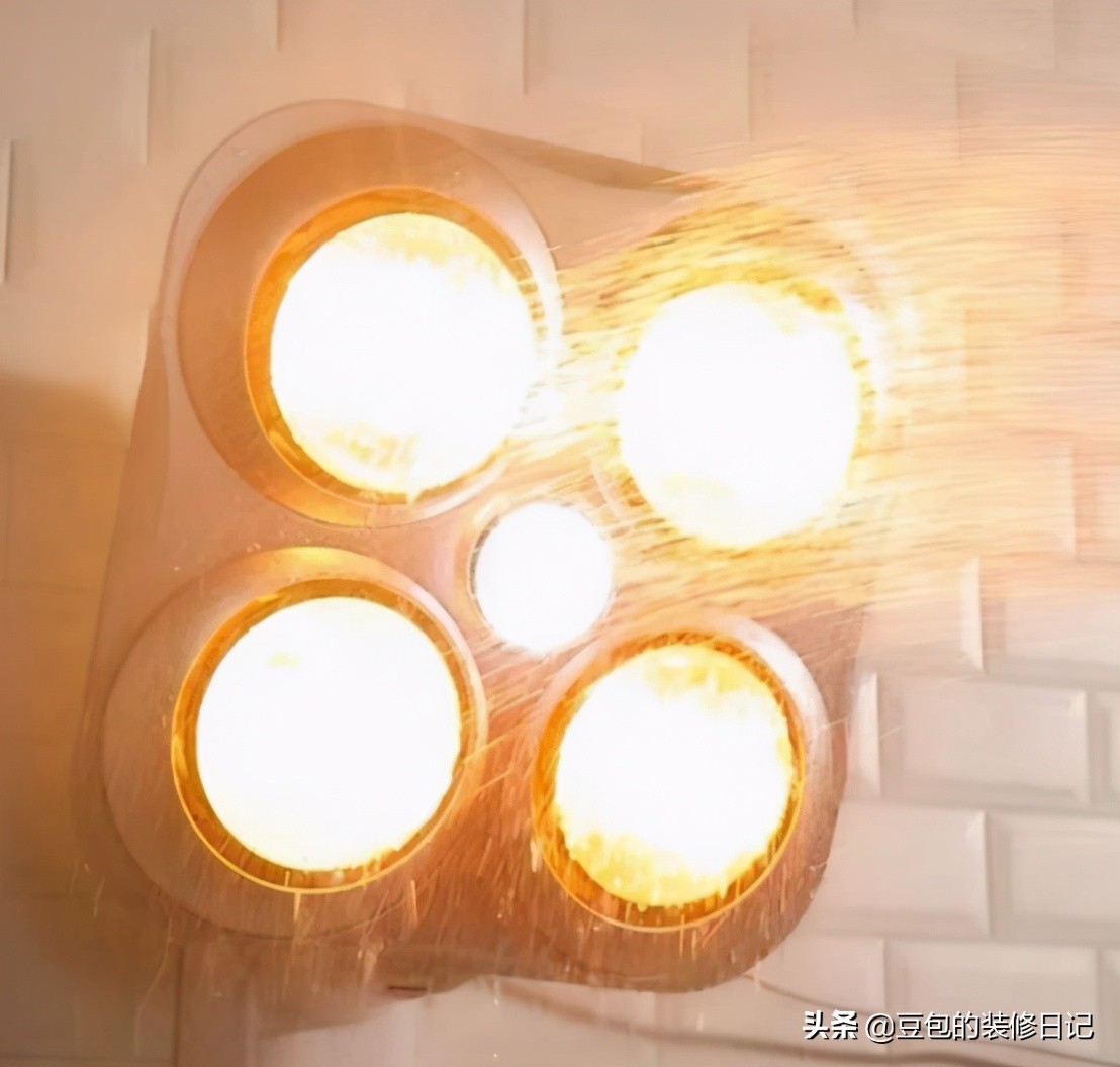 卫生间装修装浴霸好还是装风暖好,装修时卫生间风暖浴霸怎么选