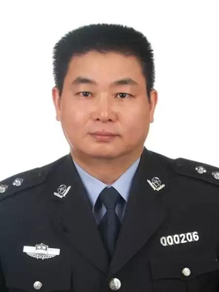 两部作品对比研究,两位大师作品欣赏