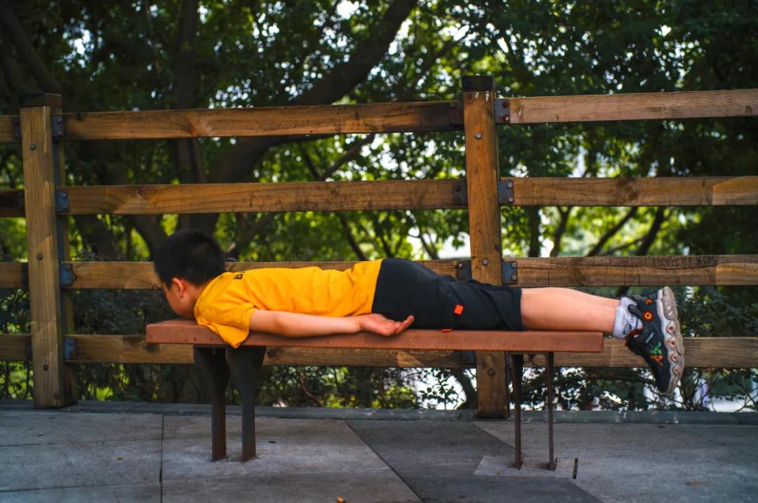 50mmf1.4全画幅镜头推荐,50mmf1.4镜头有几代