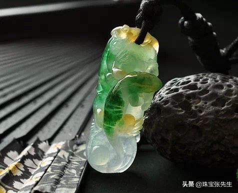 戴假货珠宝的危害,戴饰品过敏对身体有没有危害