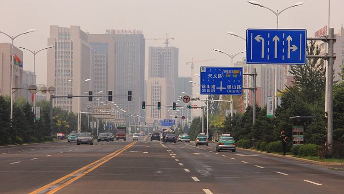 赤峰归内蒙古哪个盟管辖,赤峰在内蒙古的重要性