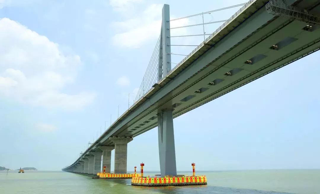 港珠澳大桥观光游轮180元,珠海游船观光港珠澳大桥