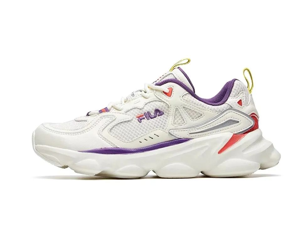 鞋柜怎么放春夏秋冬的鞋 (鞋柜必备的小白鞋)