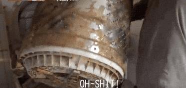 衣服洗完有脚臭味怎么办,洗完的衣服有腥气味是怎么回事