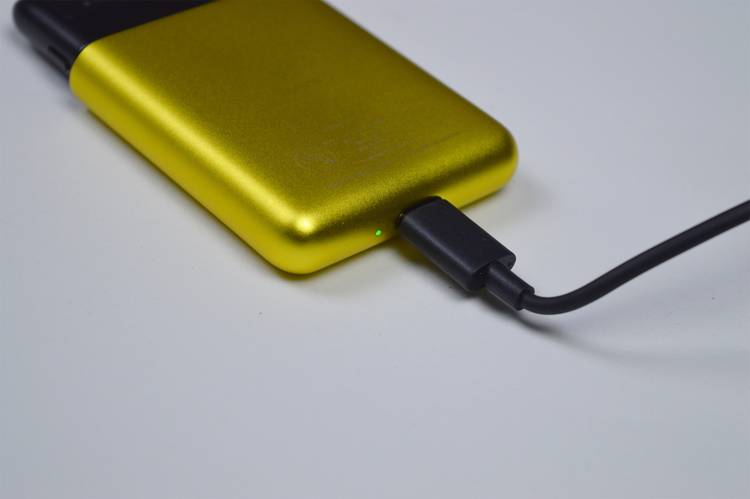 趣味横生，情怀翻涌：须眉变形金刚定制款剃须刀开箱体验