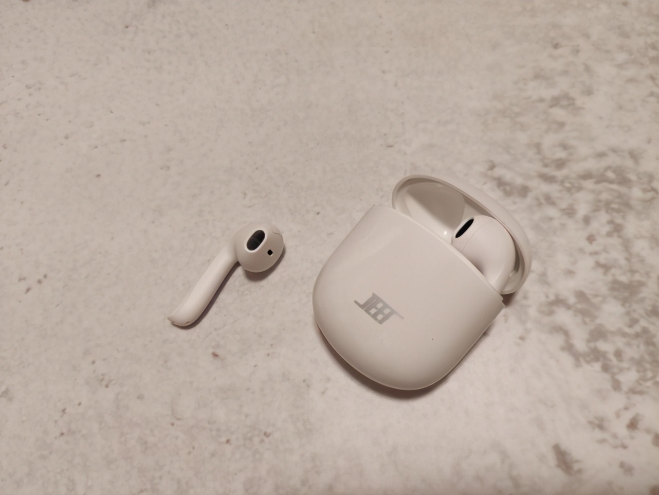 jeetone墨黑升级版蓝牙耳机,jeetone蓝牙耳机哪个更好