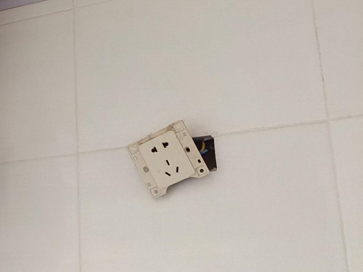 老房电热水器,老款热得快热水器