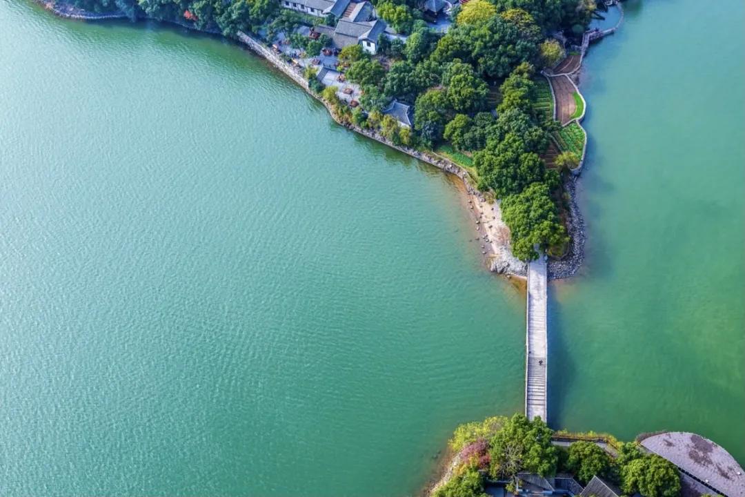 江浙沪天然温泉度假村排名榜,江浙沪温泉最好的地方排名