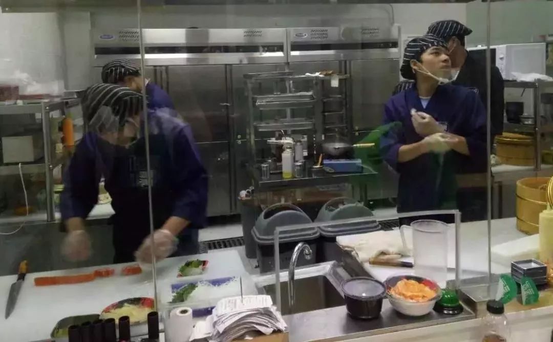 涨价，拒客，日流水却过万，全凭这套“健康的外卖模式”！