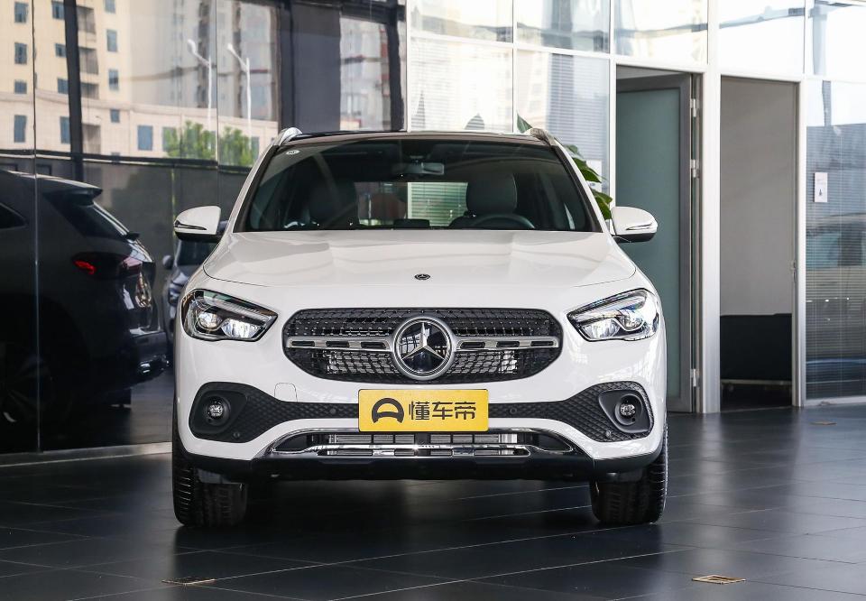 新款奔驰gla升级全景影像,奔驰gla2002022款落地价