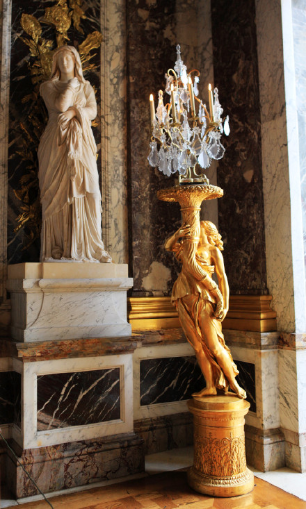 施华洛世奇花漾魔力寓意 (施华洛世奇的花样魔力)