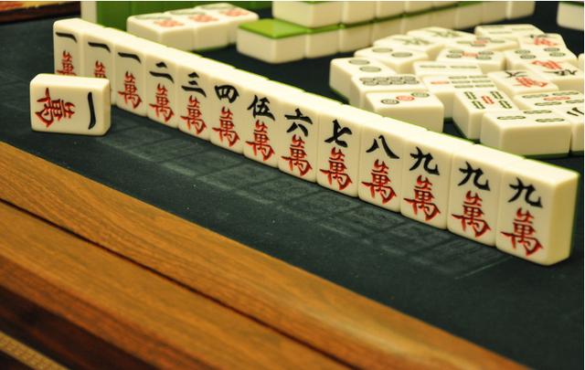 麻将高手打牌思路技巧和推牌技巧,打麻将时怎么记牌