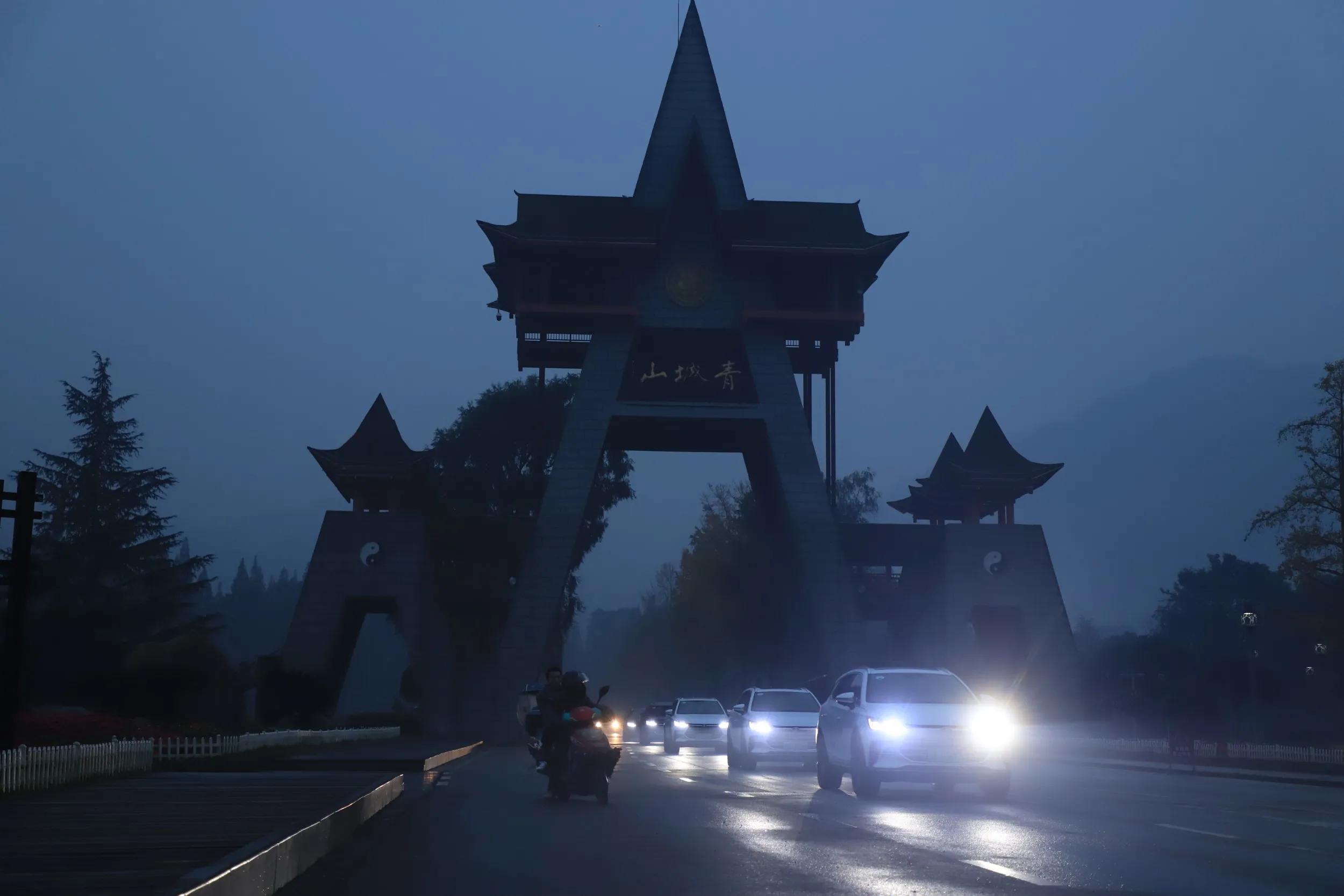 21款比亚迪唐dm最低配值得买,21款唐dm可以升级自动泊车吗