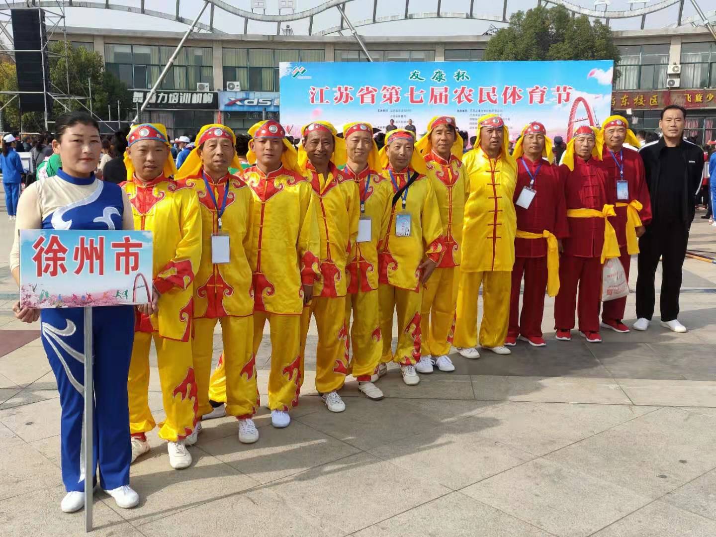 弘扬和传承舞龙民俗文化,舞龙弘扬和传承民俗文化狮王争霸