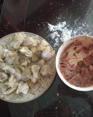 云吞皮除了做云吞还能做什么,云吞店里的云吞皮是自己做的吗