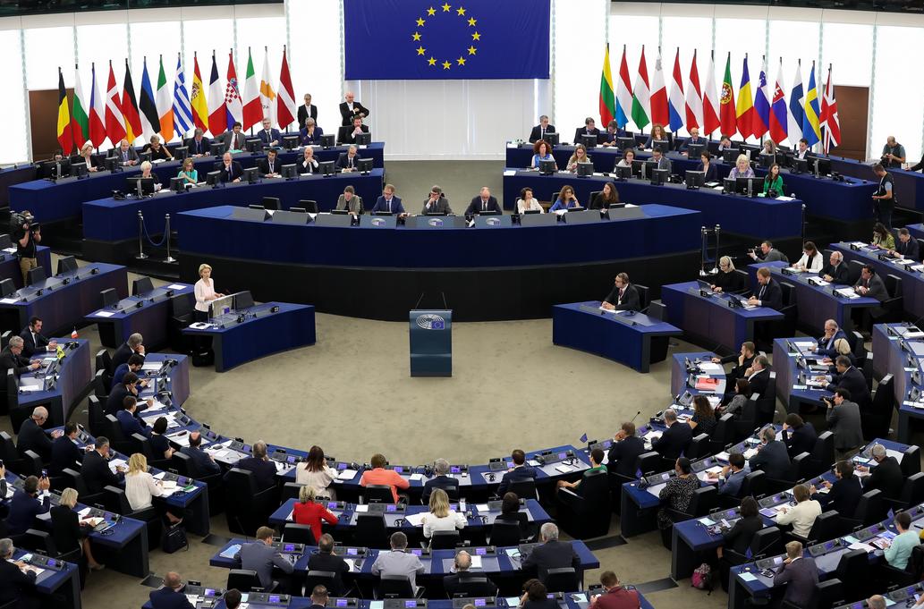 不掩饰了！欧盟明目张胆在采购方案中排除中企，匈牙利极力反对