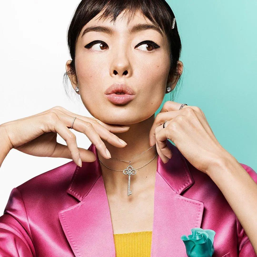 普通2元买的手链断了怎么修,手链断了去金店修多少钱