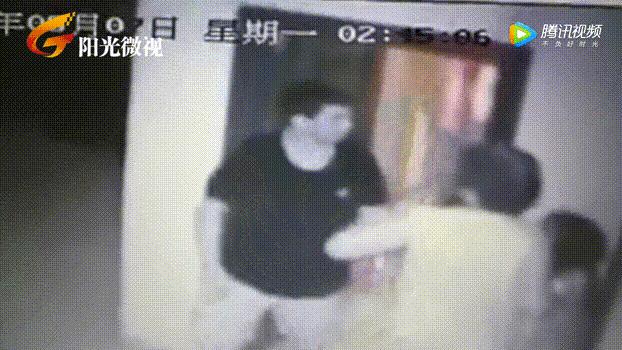 触目惊心女主的照片,独居女性拍到的令人惊悚的一幕