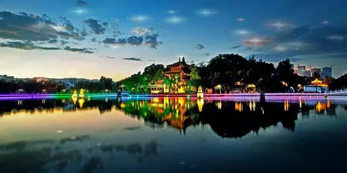 中国的十大古楼,中国旅游十大名楼