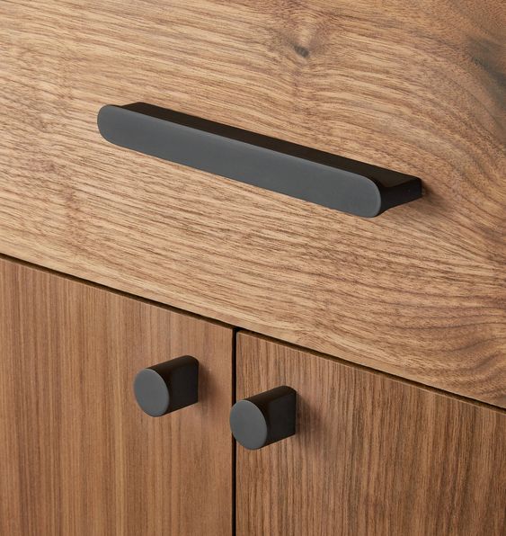 如何调节橱柜门位置,如何协调橱柜各个柜门的尺寸