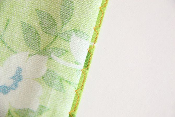 百褶裙有点大了解决小技巧,一条白色百褶裙有多好穿