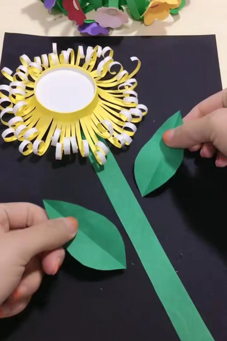 小朋友用一次性纸杯做手工制作,幼儿园一次性纸杯做垃圾分类手工