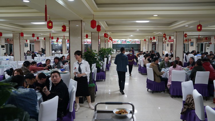 雷帝国际彩砂施工视频,雷帝国际瓷砖辅料