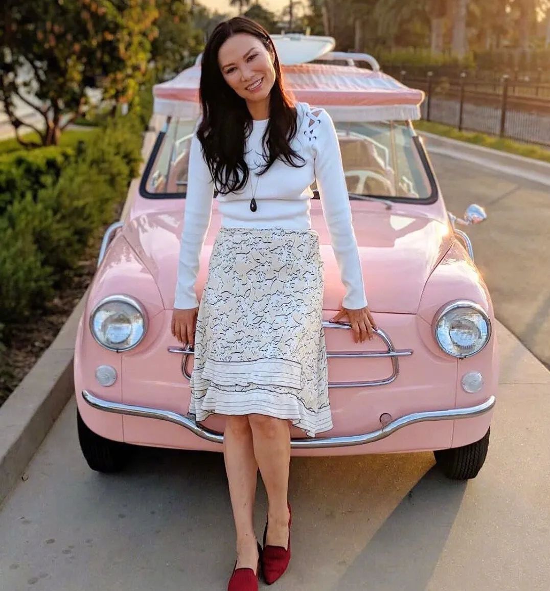 邓文迪相貌平庸为何能吸引男人,邓文迪与默多克91岁