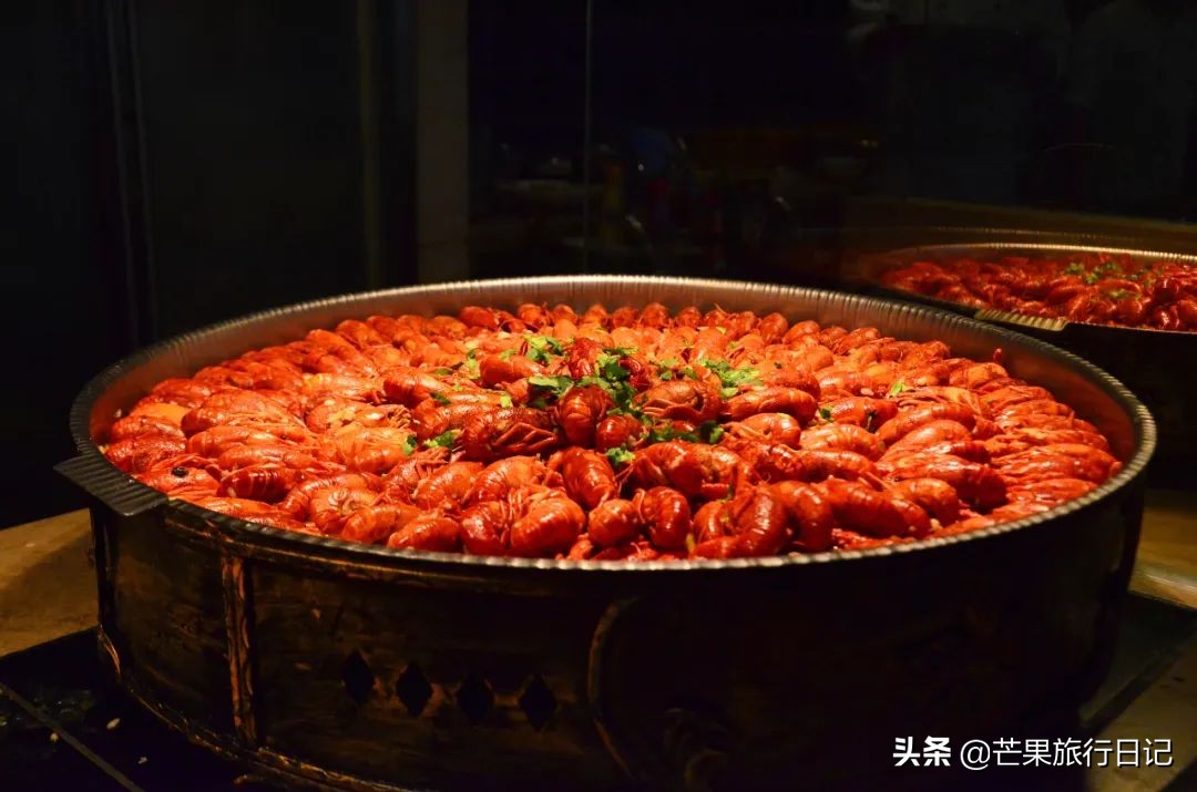 扬州不愧为世界美食之都，吃了一圈让人眼界大开，很多菜都没见过