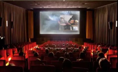 编导专业分数线怎么算的,编导专业研究生就业前景