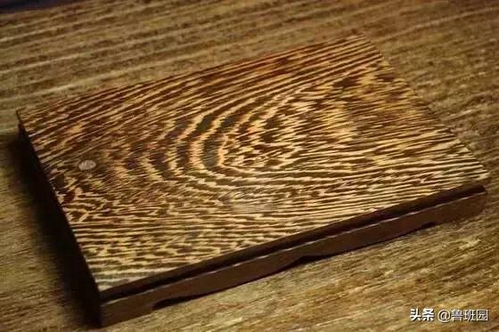 鸡翅木质感,鸡翅木真正的颜色