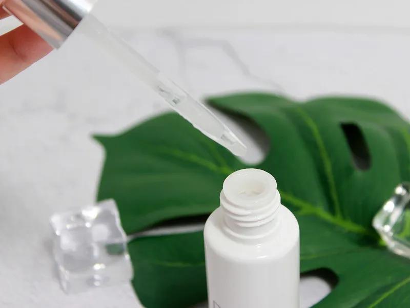 雅顿淡化细纹斑点精华,打工人精华液测评