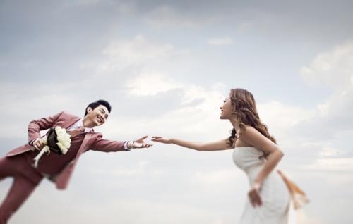 婚礼邀请函什么时候发朋友圈合适,婚期倒计时电子邀请函怎么制作