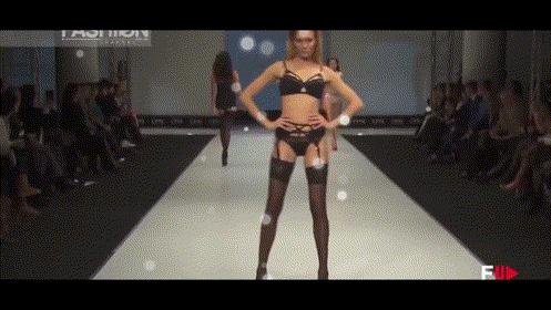 意大利时装品牌走秀爆款视频,意大利经典顶级时装t台秀