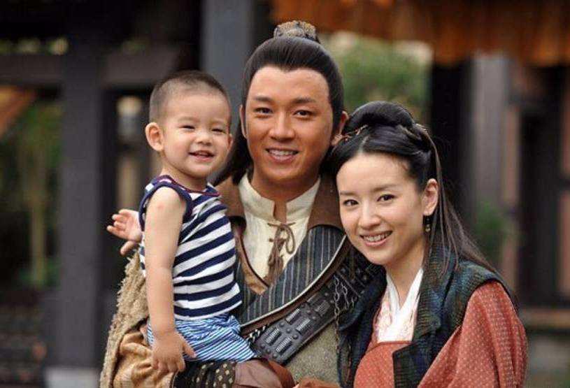 董洁离婚后和潘粤明谁过得好,董洁潘粤明离婚怎么判