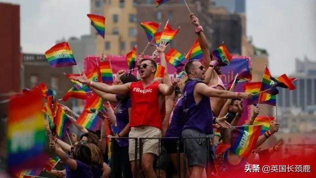 骄傲月Pride周边精选大盘点：彩虹夏日，你的装备ready了吗？