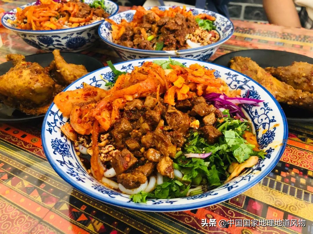 云南到底有多少米线,云南蒙自米线哪家正宗