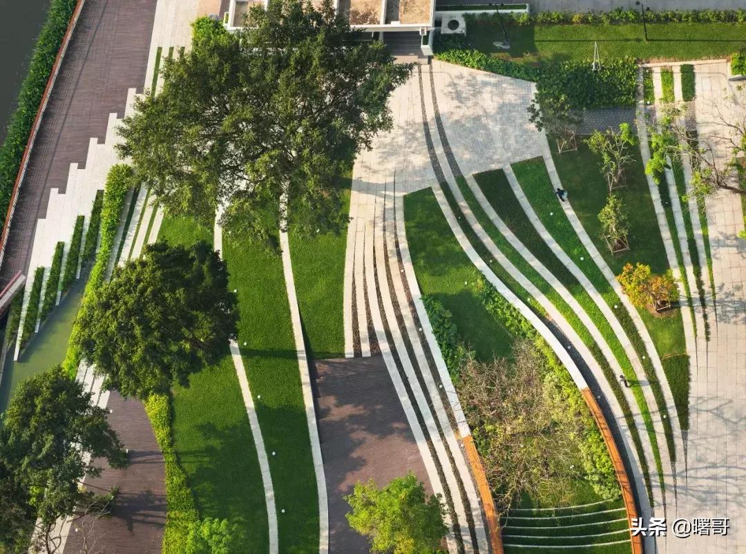 世界上的路本来很平凡，自从遇上设计师，此路非彼路