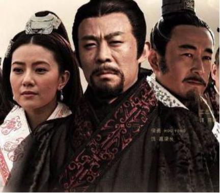 侯勇小20岁娇妻疑怀孕,结三次婚至今无子,妻子每个都年轻貌美