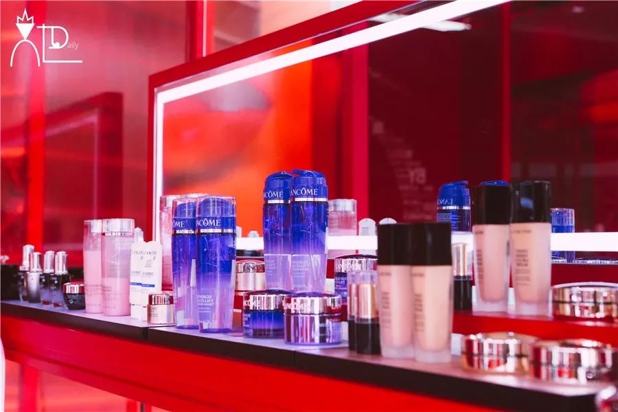 岛城空降信号站？心动预警，前方高甜……“别人家男友”七夕教学