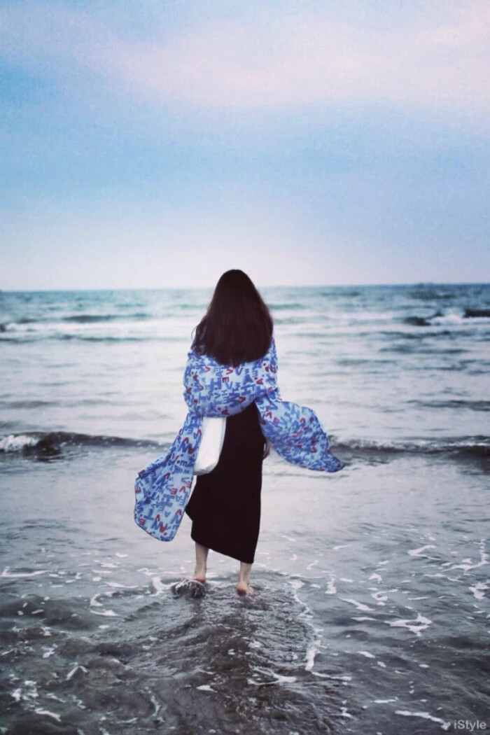 亦舒经典语录生活苦闷,亦舒小说经典爱情语录精选