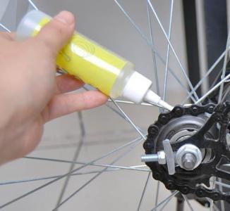 给爱车打蜡护理,租车注意事项及驾驶技术