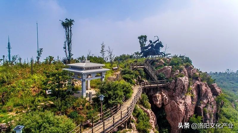 洛阳万安山七彩大峡谷与山顶公园,2020年洛阳万安山山顶公园照片